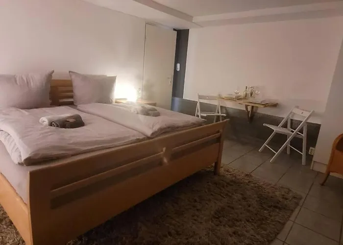 Blanca, W-lan, Office Apartment Leverkusen